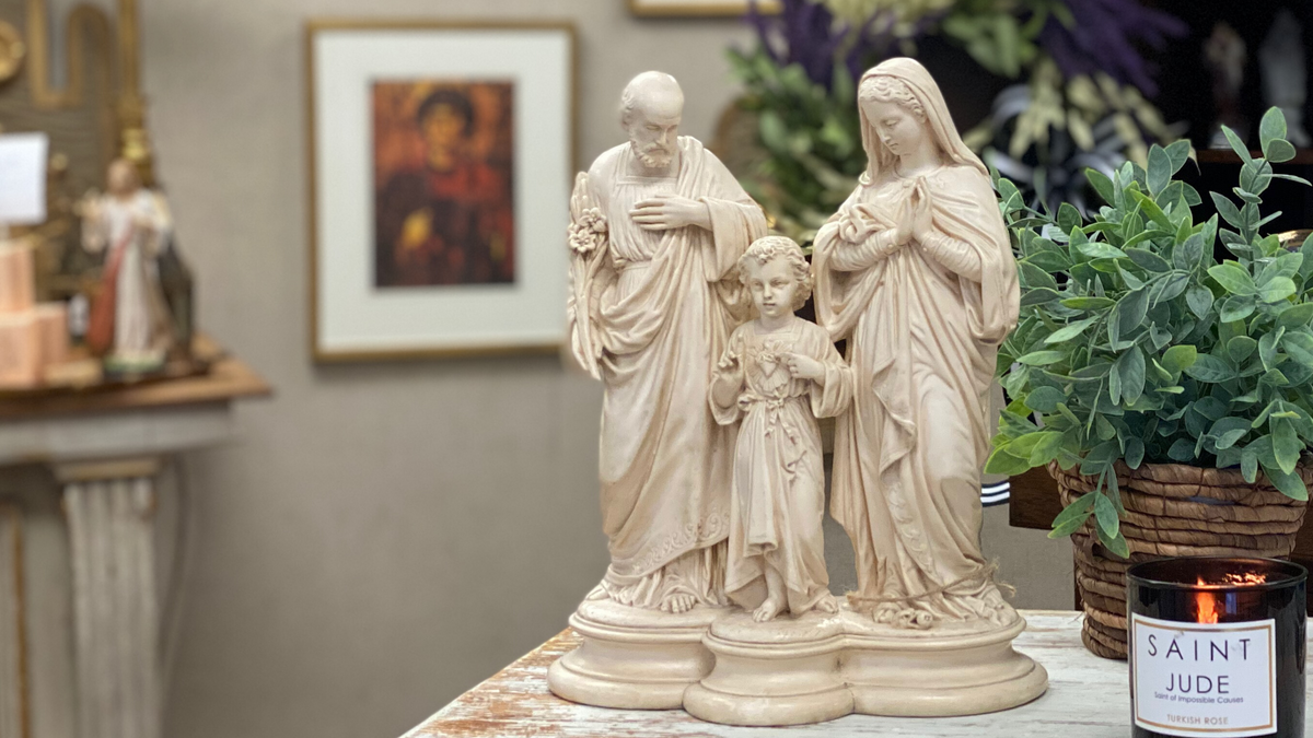 Crossroads Collective - Catholic Gifts, Books, Home Decor, Accessories