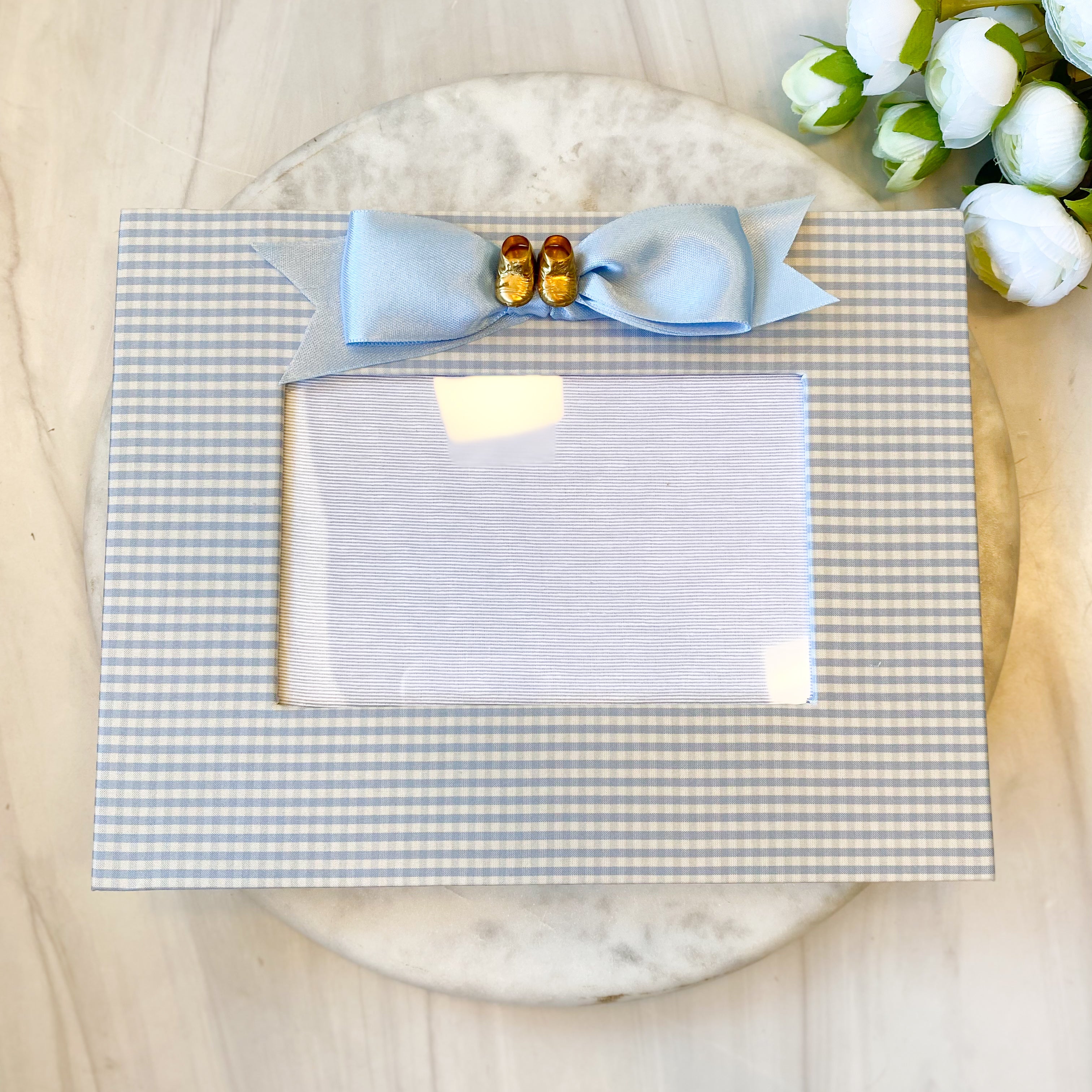 4x6 Frame with Baby Booties & Bow