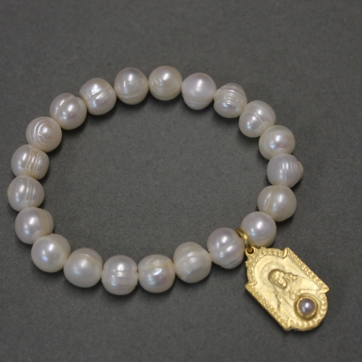 BR303 9mm Pearl Scapular bracelet