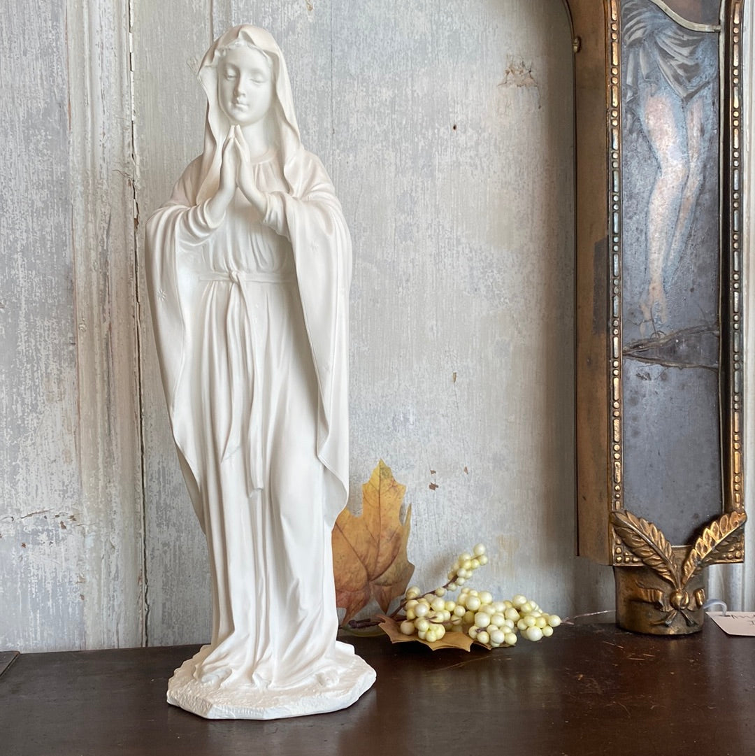 Adoring Virgin in White 11.75"