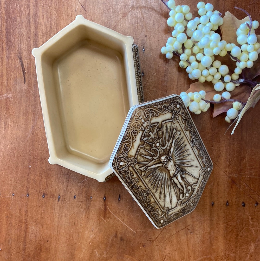 Antiqued Crucifixion Box 3.5x5.25x2"
