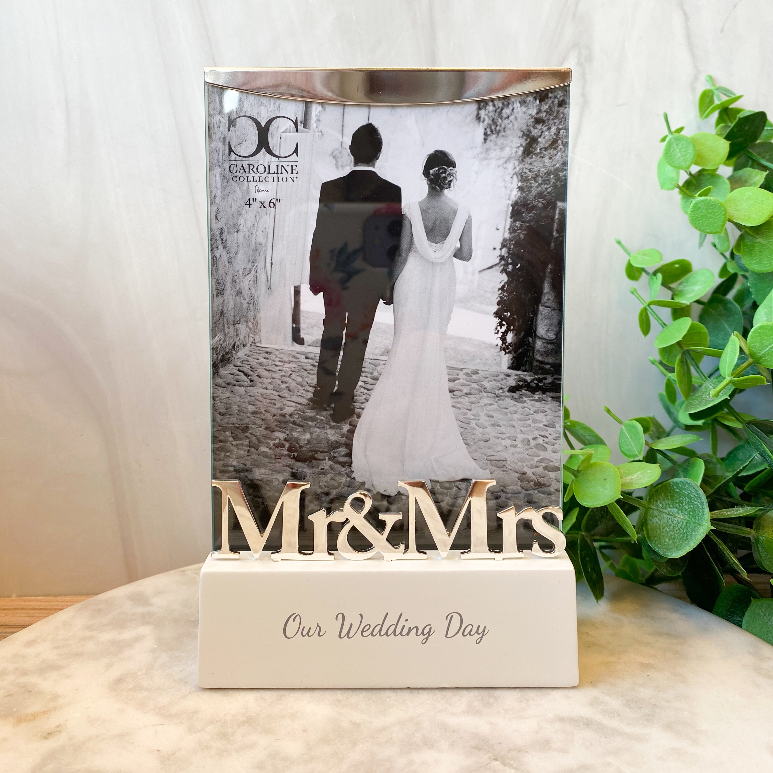 Mr. & Mrs. Frame Wood