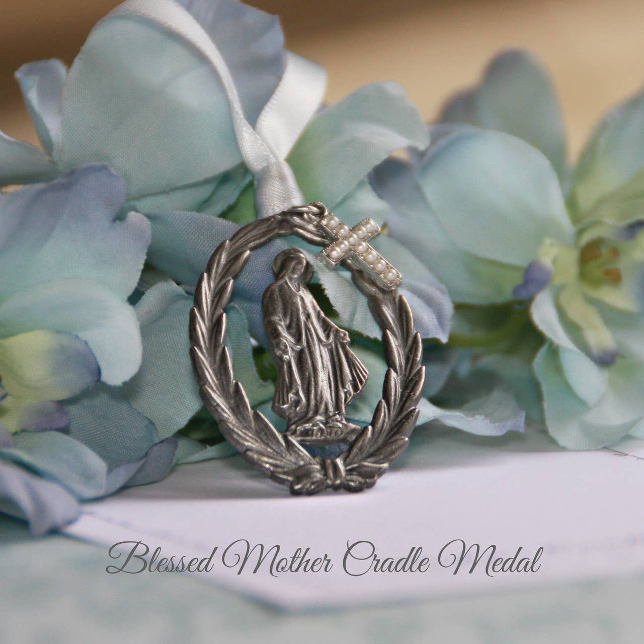 Catholic Mary Beautiful Cradle Medal for Baby Gift  CJ-376