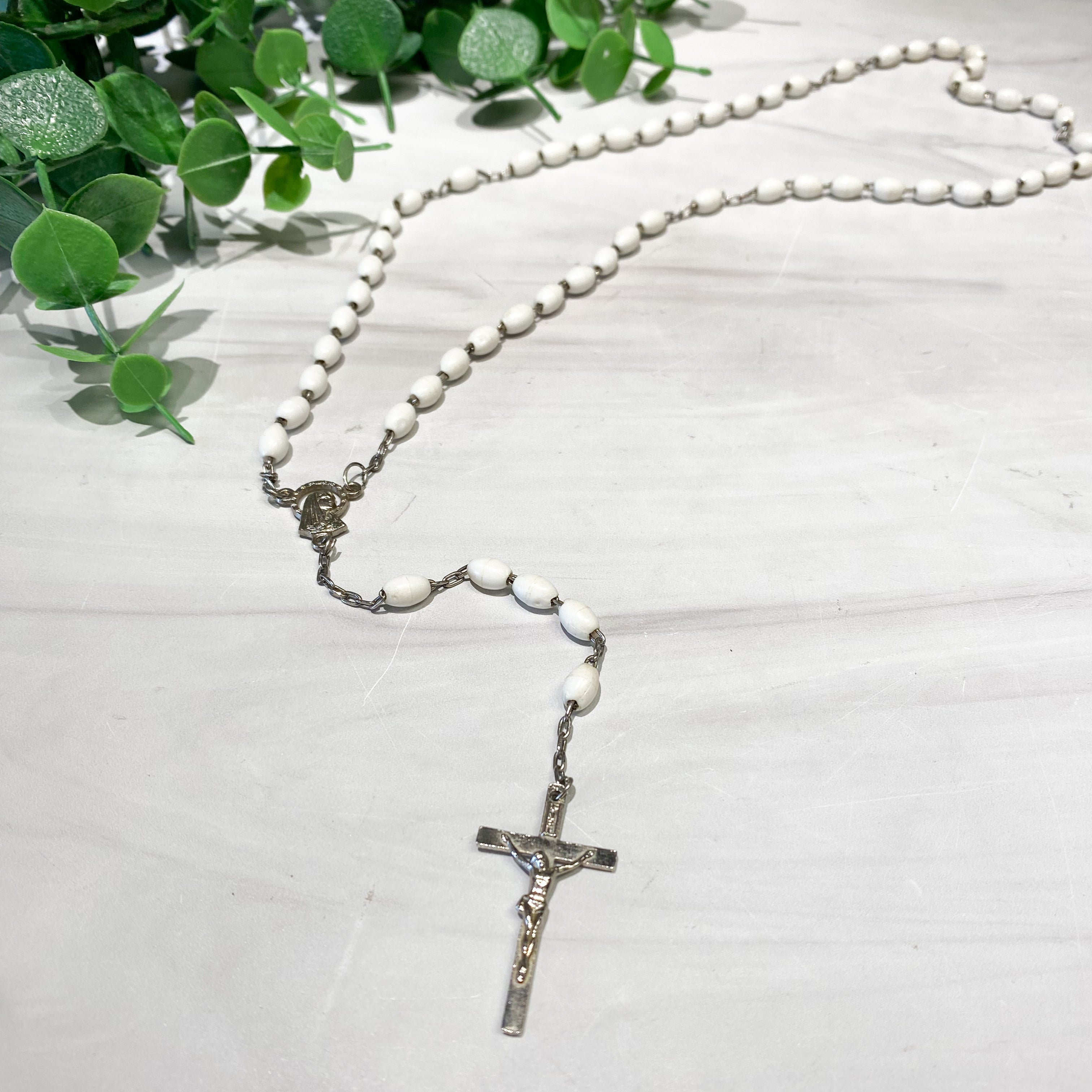 White Vintage Marian Rosary