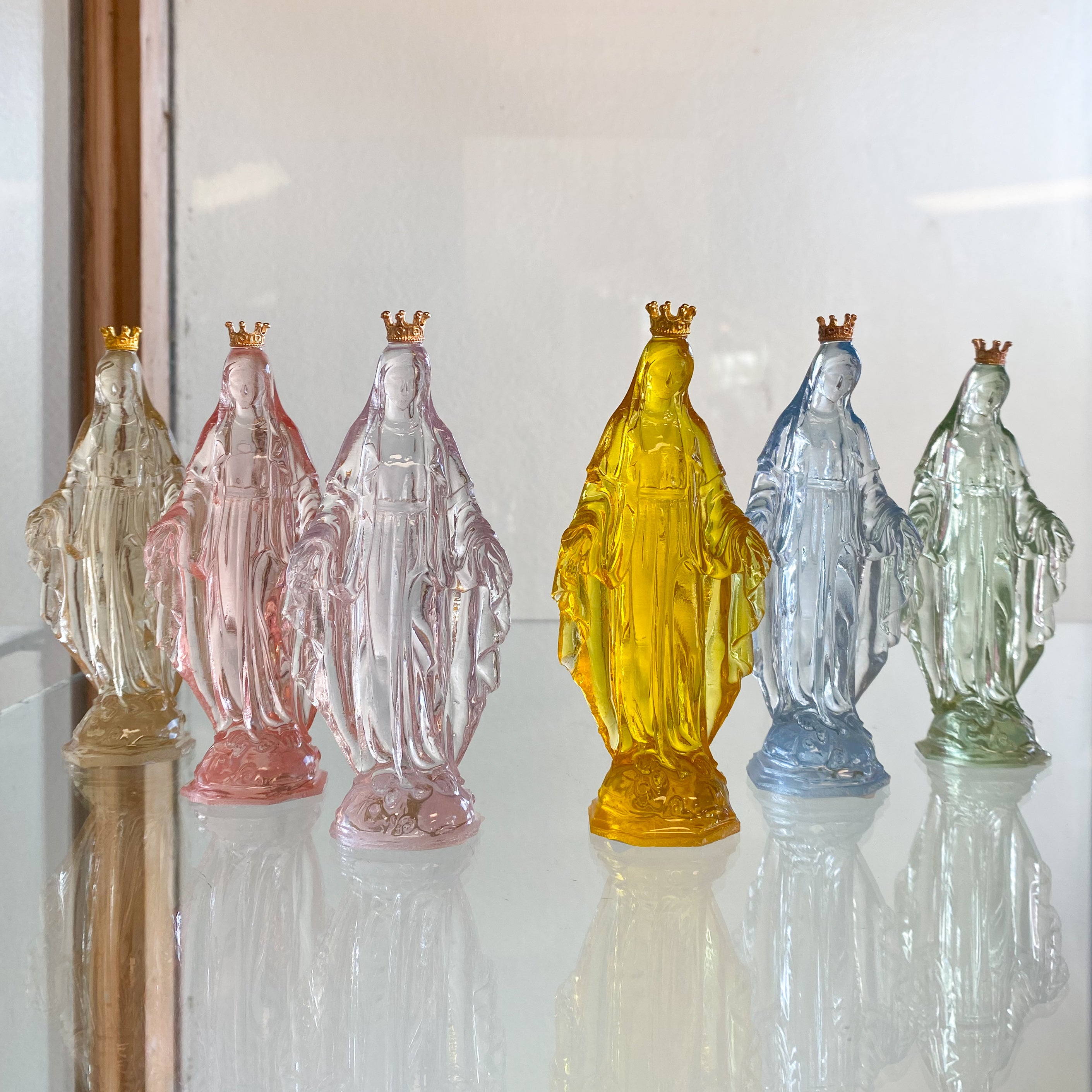 4" Crowned Mary Statue