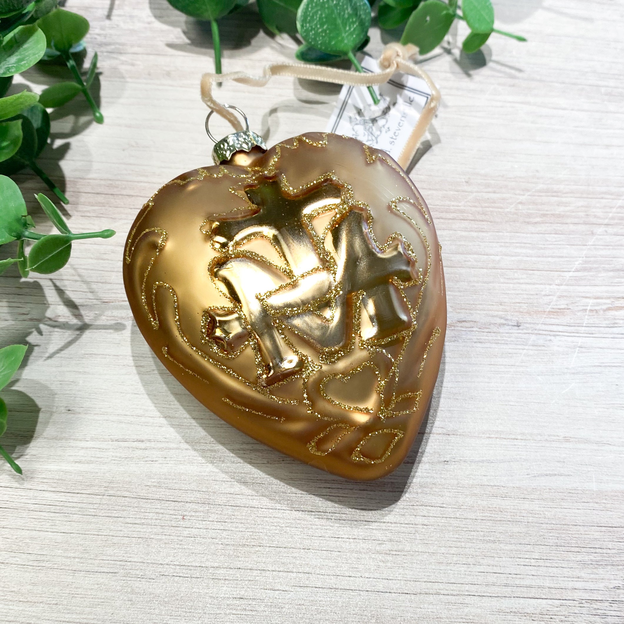 Glass Gold Heart Shaped Crest Ornament