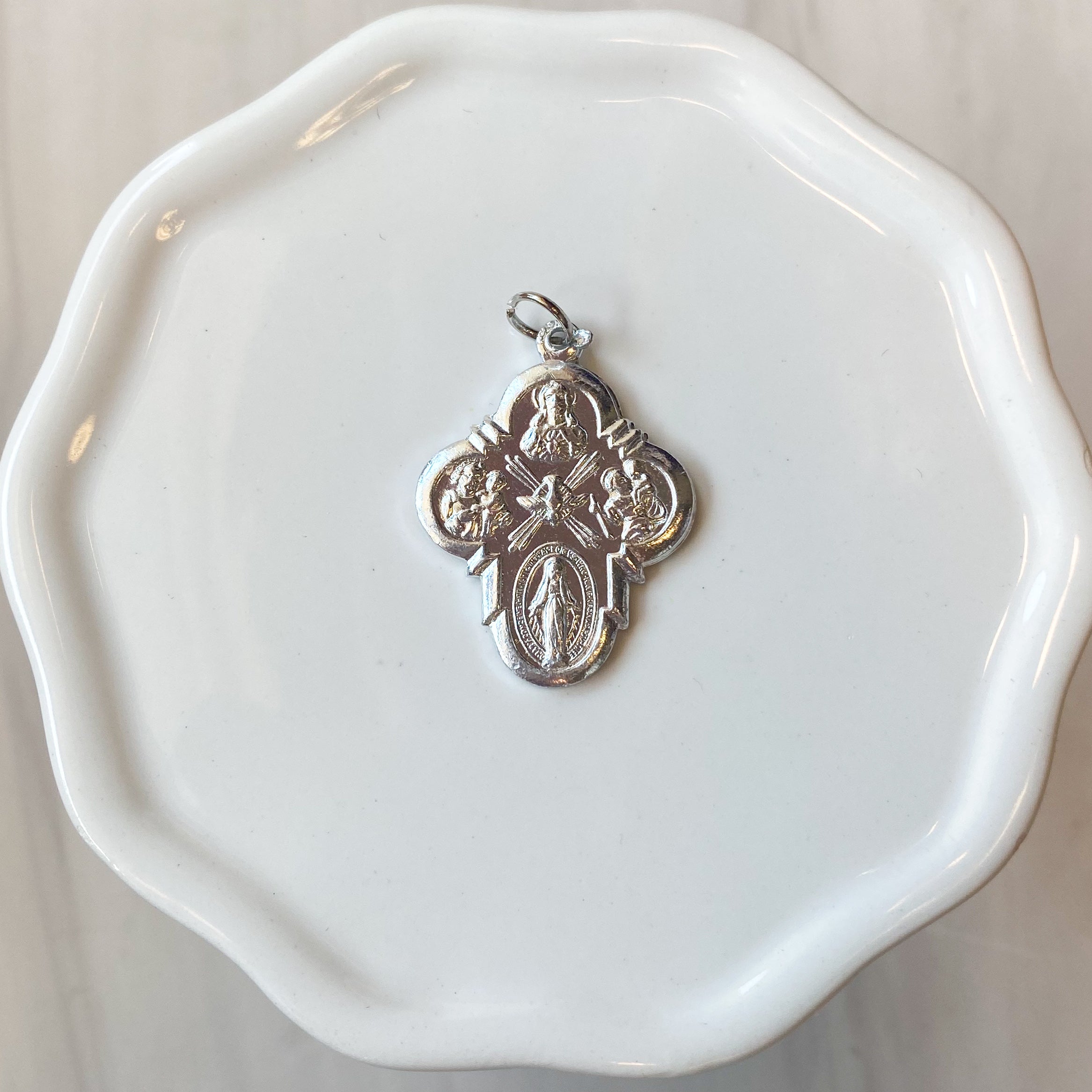 1.25" Four Way Medal in Silver Finish