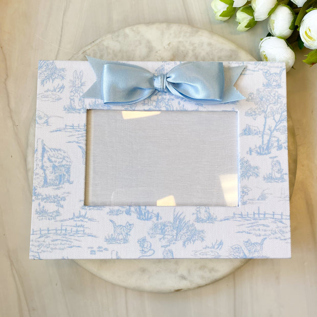 4x6 Frame with Peter Rabbit Toile & Satin Bow