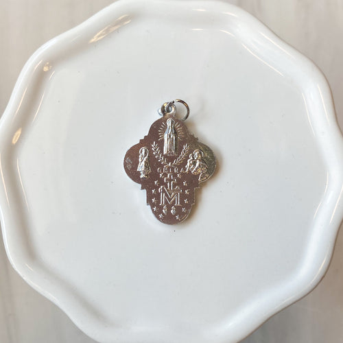 1.25" Four Way Medal in Silver Finish