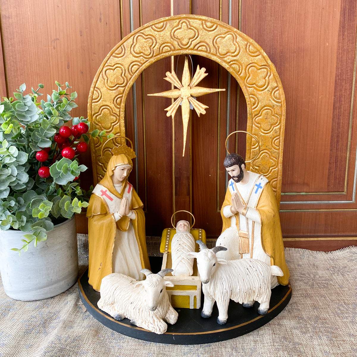 Holy Family, St/6, Resin/Metal/Wood, Backdrop 14.5", Joseph 8.25"