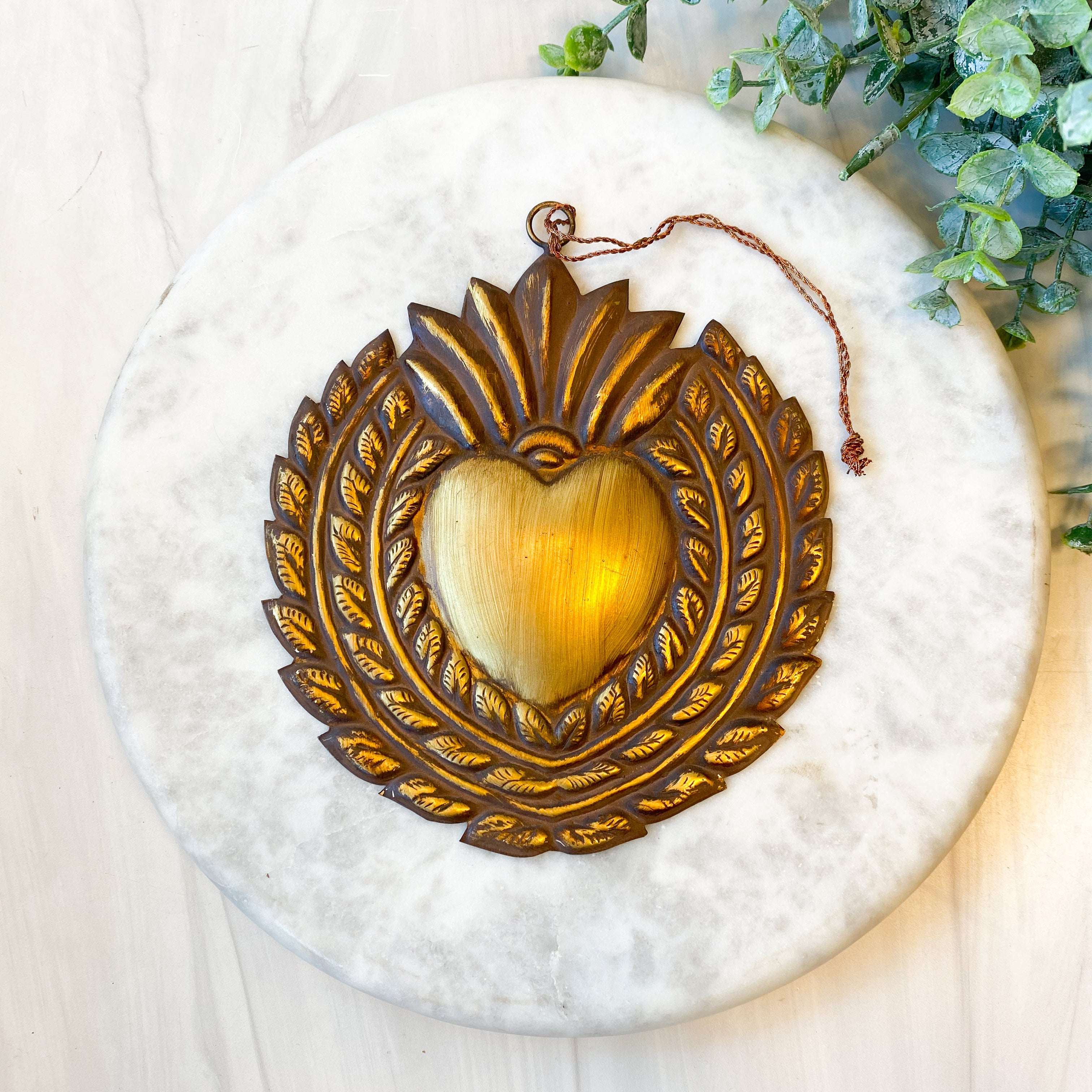 Antique bronze Ex-voto pink patina