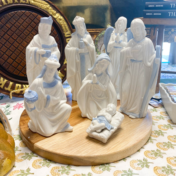 Nativity 7pc White with Blue Accents Ceramic