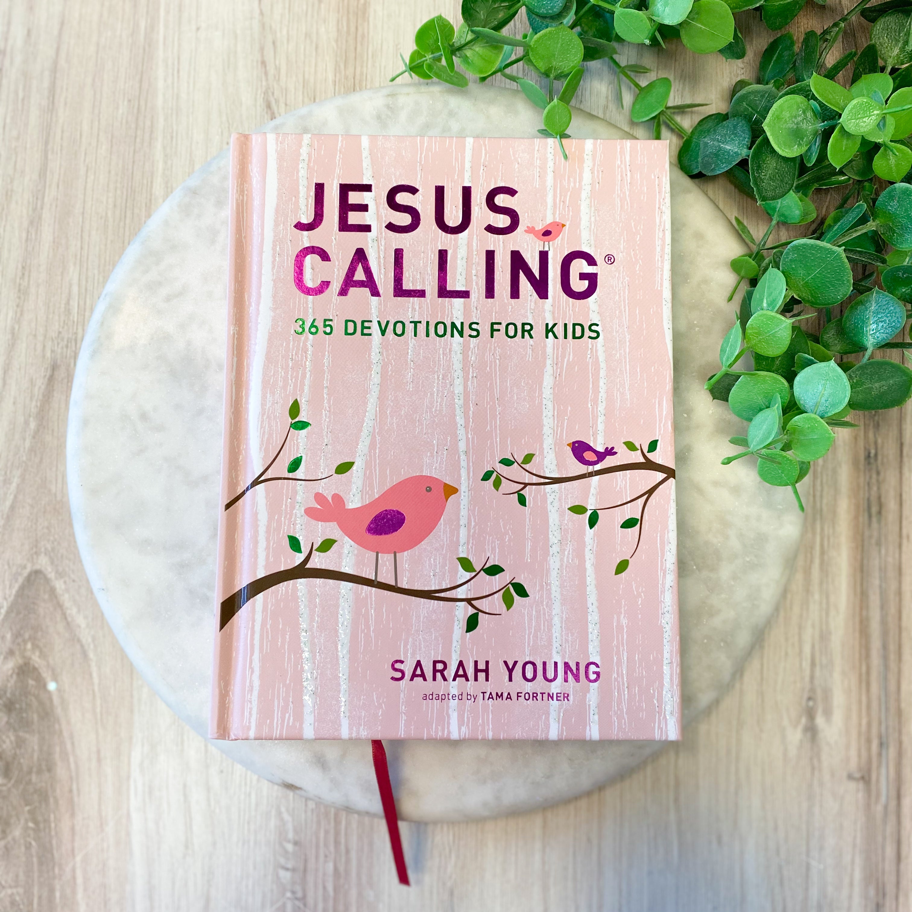 Jesus Calling: 365 Devotions for Kids (Girls Edition)