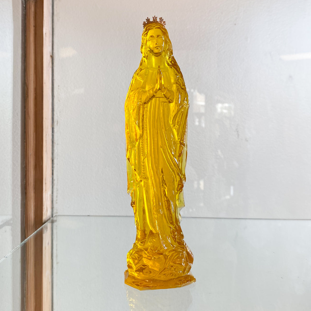 9" Crowned Mary Statue