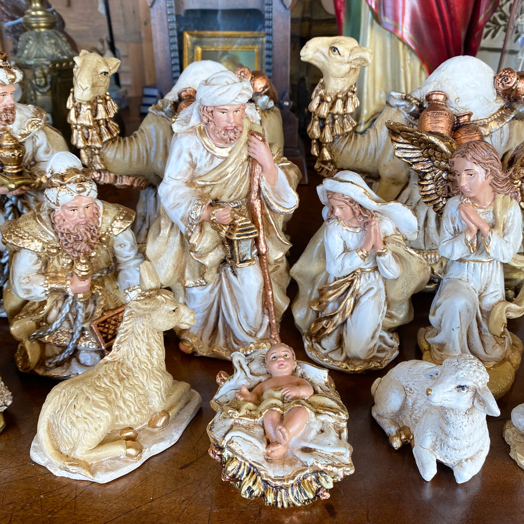 Nativity Millionaire Pieces with Camels