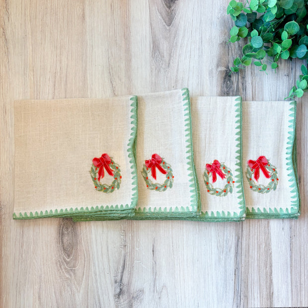 S/4 18" Sq Cotton Printed Napkin w Wreath & Appliqued Bow