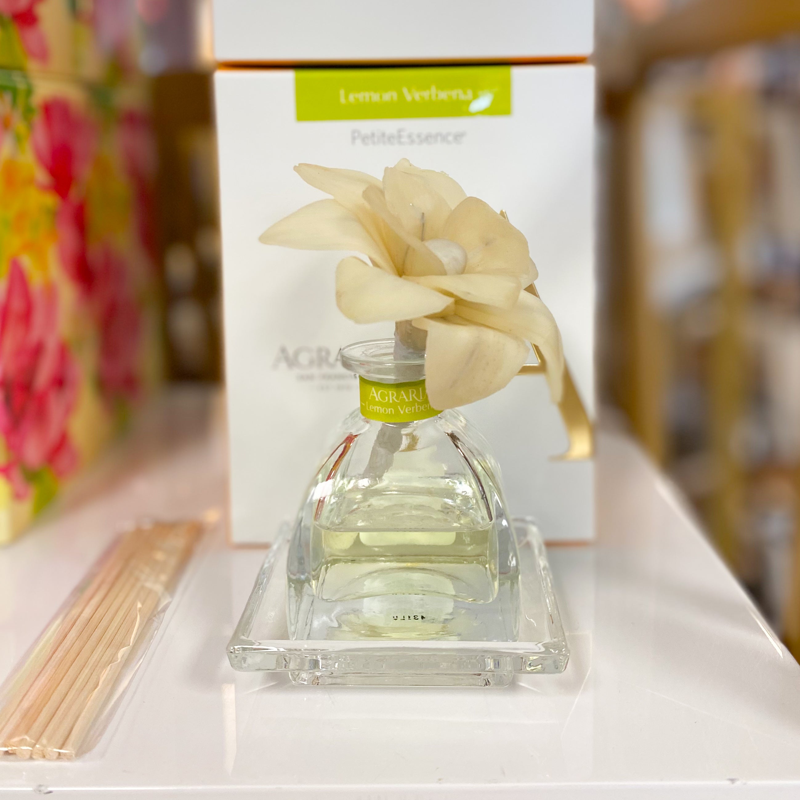 Lemon Verebena PetiteEssence Diffuser