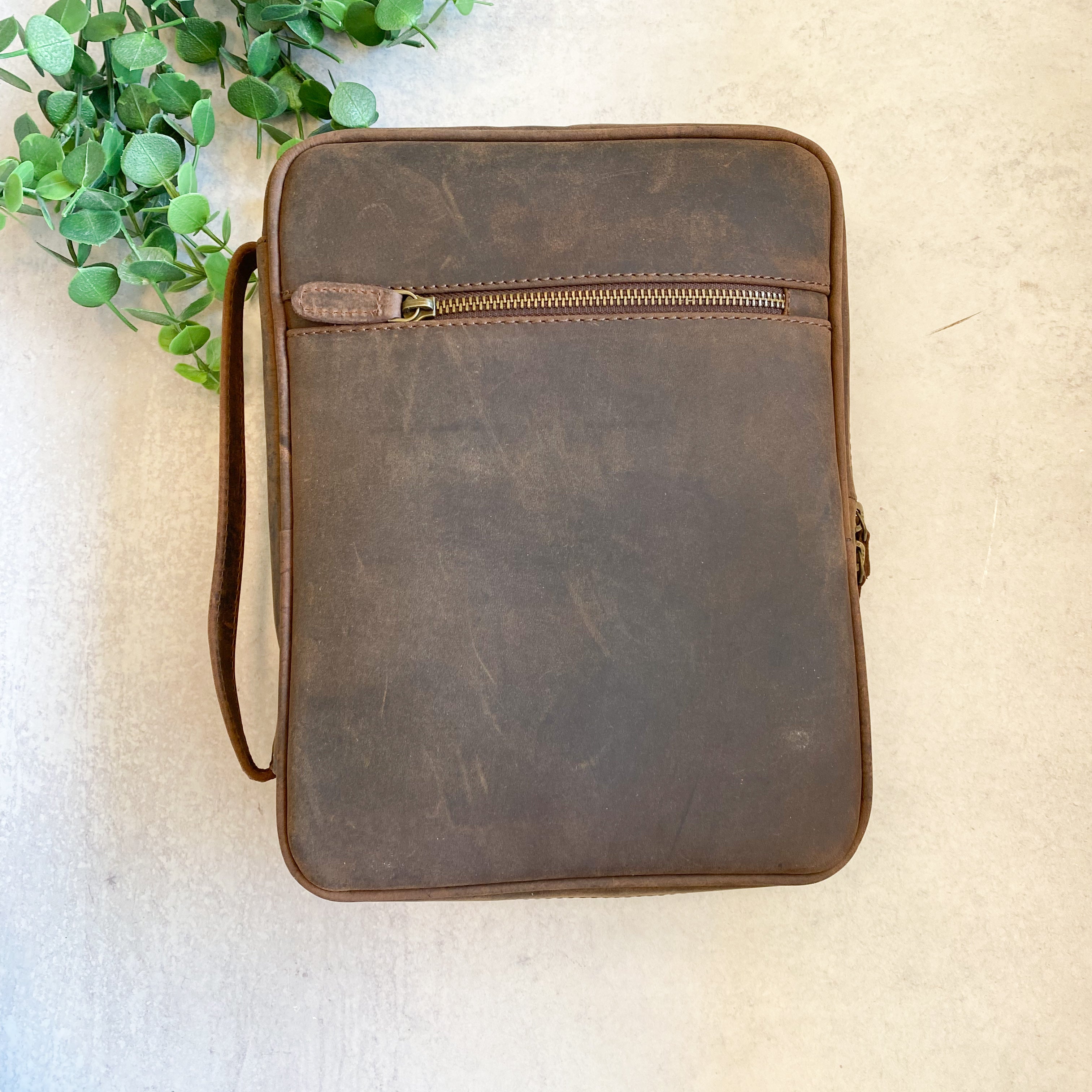 Leather Bible Cover w/Internal Compartments & Handle