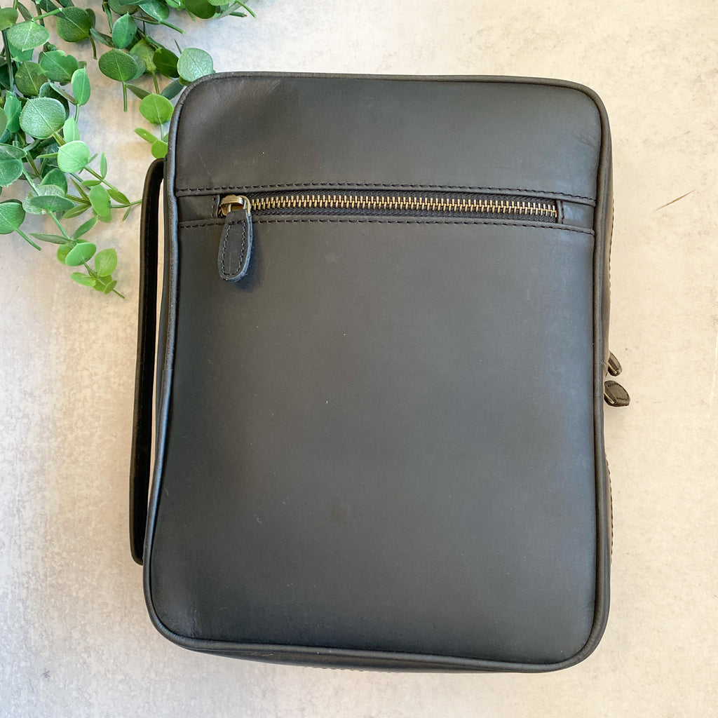 Leather Bible Cover w/Internal Compartments & Handle
