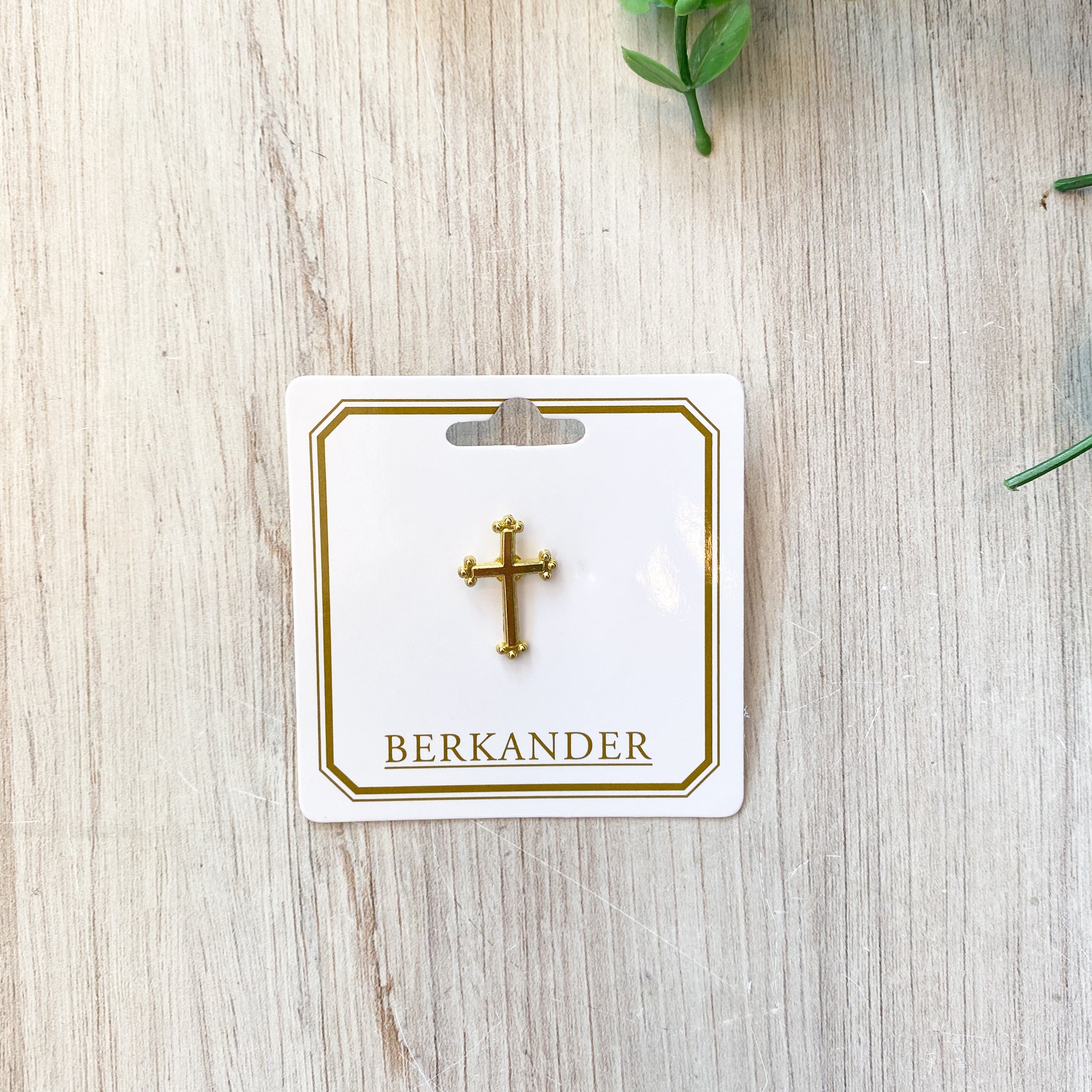 Medal Gold-Plated Budded Cross Lapel Pin