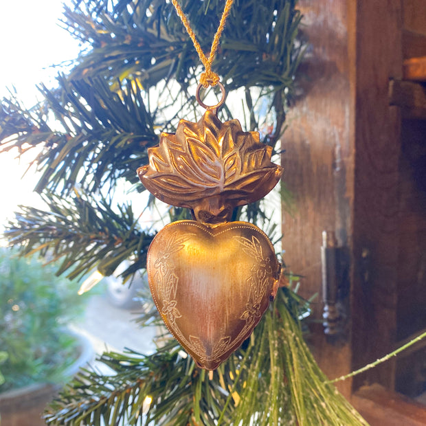 3-1/2"H Embossed Metal Sacred Heart Locket Ornament