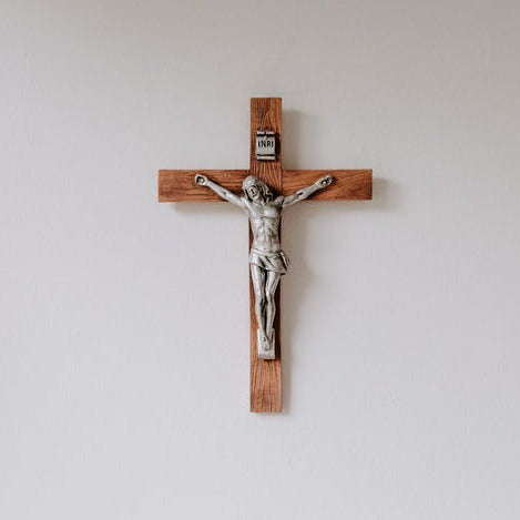 Wall Crucifix 8"x5.5"