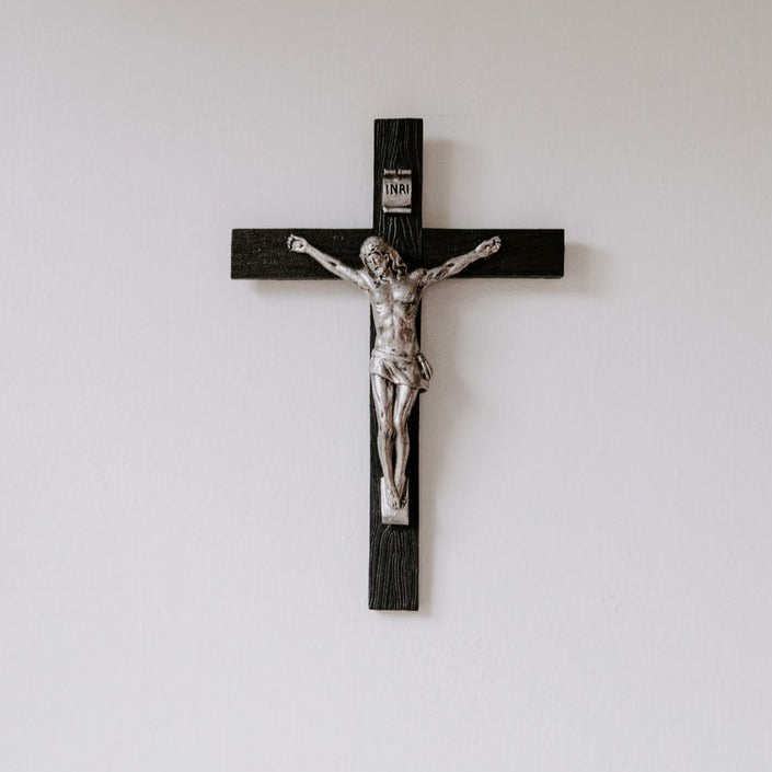 Wall Crucifix 8"x5.5"