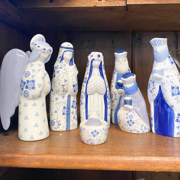 S/7 6-1/2"H Ceramic Nativity Blue & White