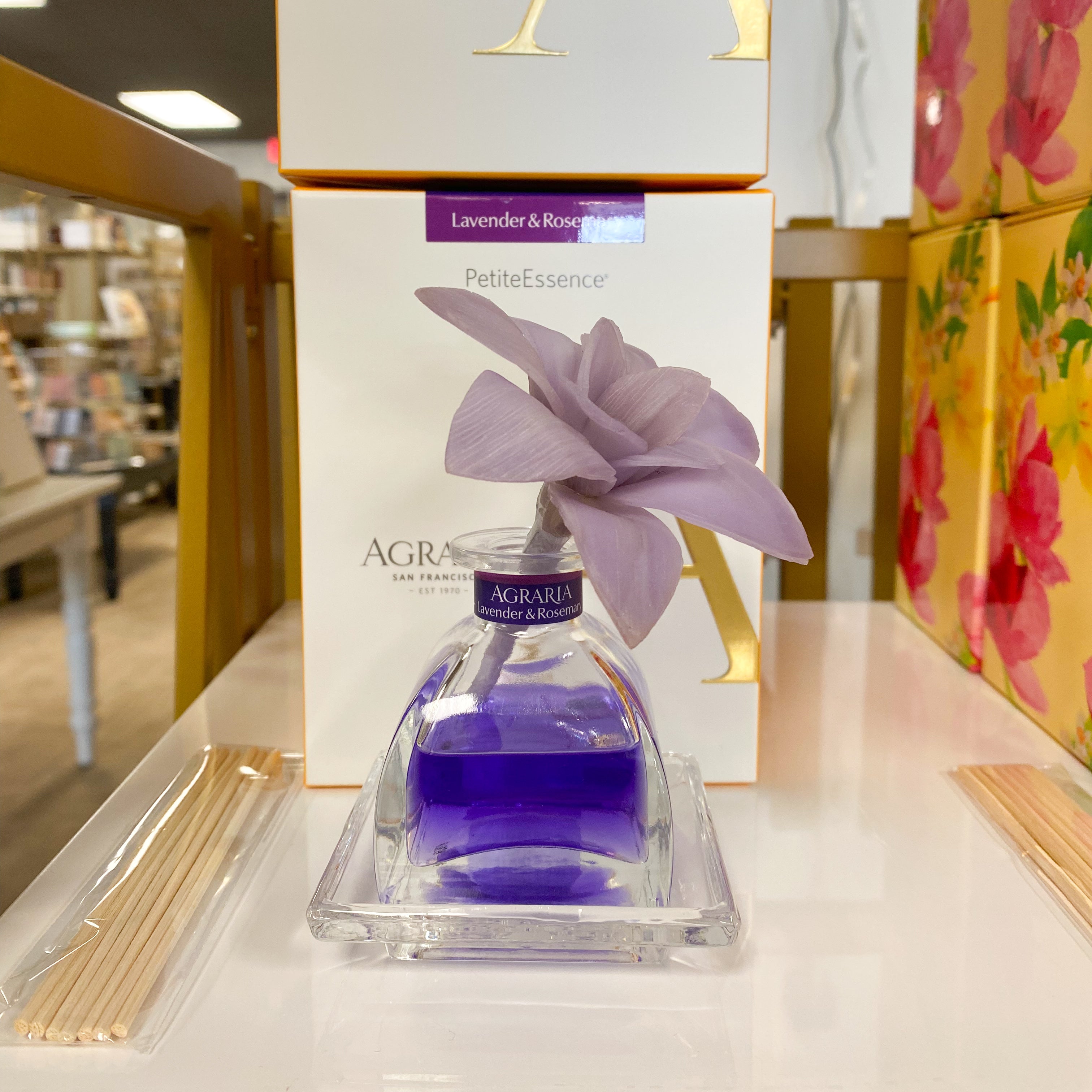 Lavender & Rosemary PetiteEssence Diffuser