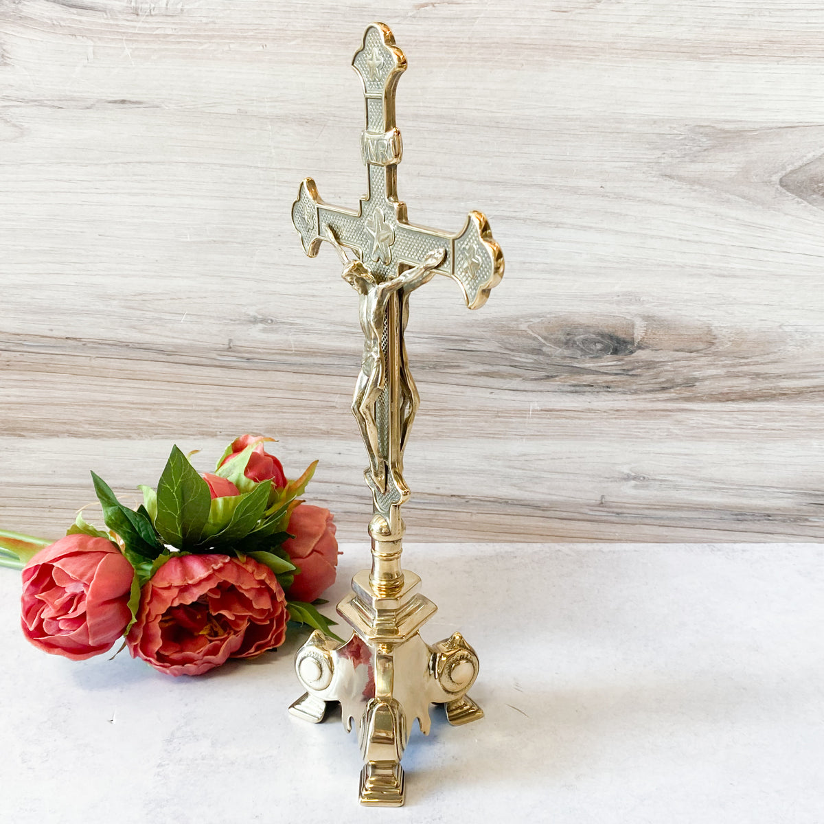 Crucifix Standing, double sided, shiny brass 13"