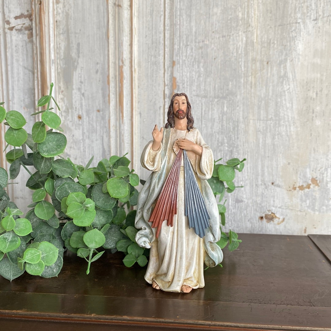 6"h Divine Mercy Figure