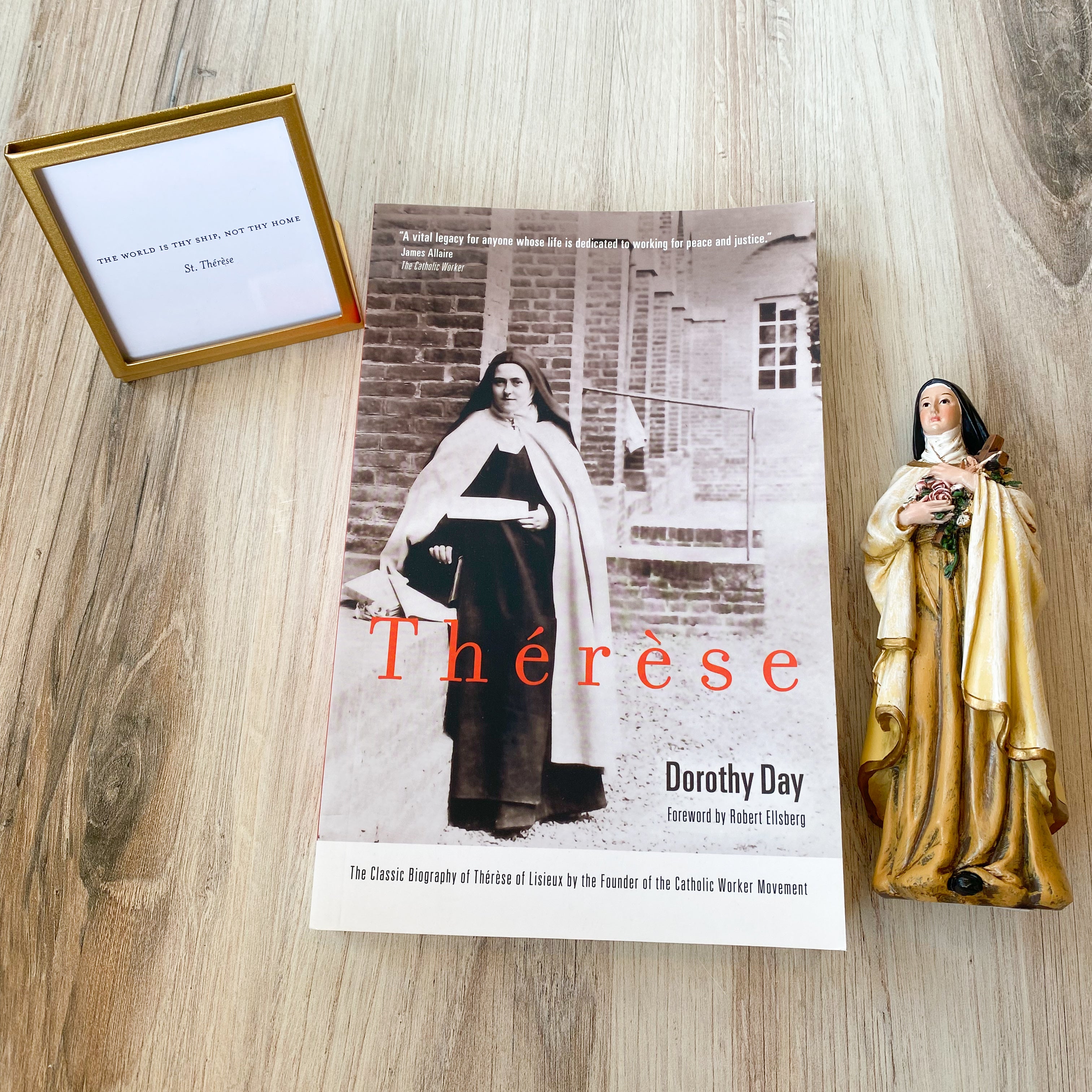 Thérèse by Dorothy Day