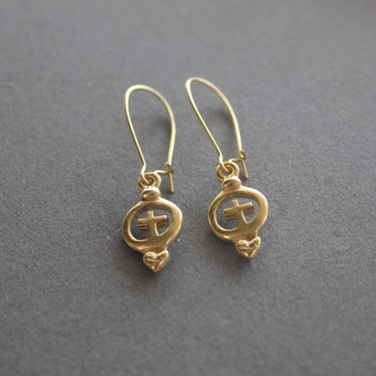 ER77 Cross Earring