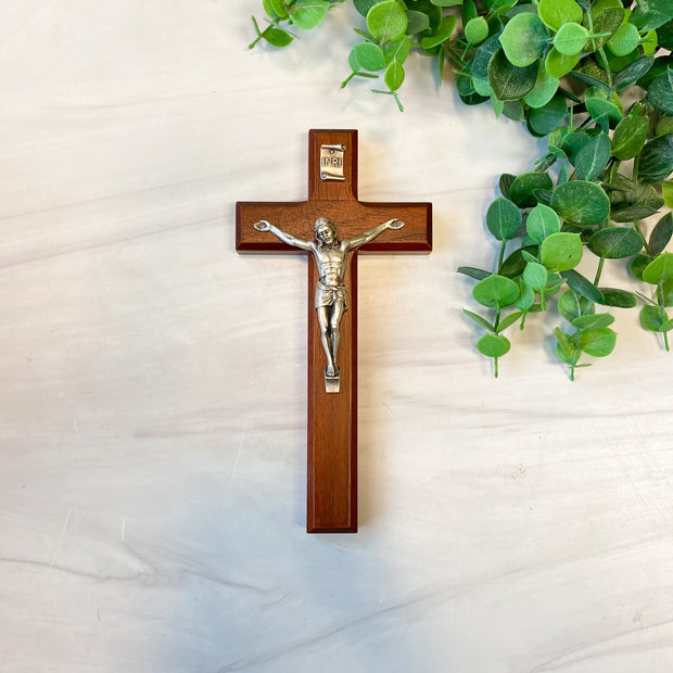 7" Dark Cherry Cross with Antiqued Silver Finish Corpus