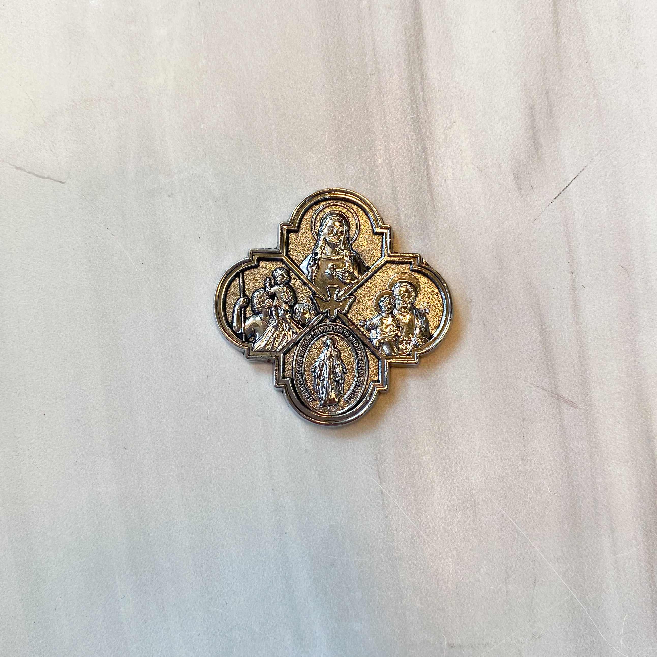 Four Way Medal Pocket