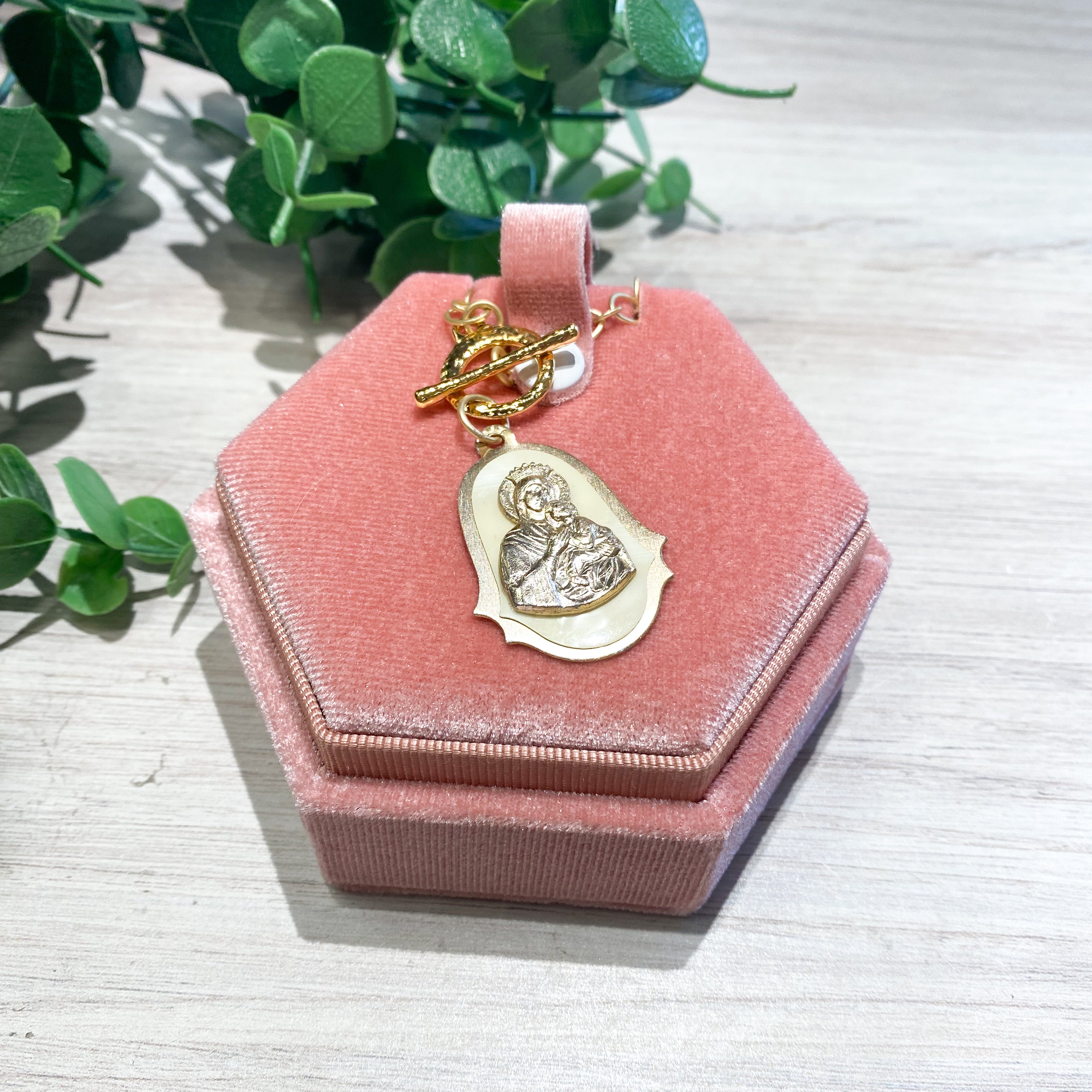 Vintage Gold Medal Toggle Neckace
