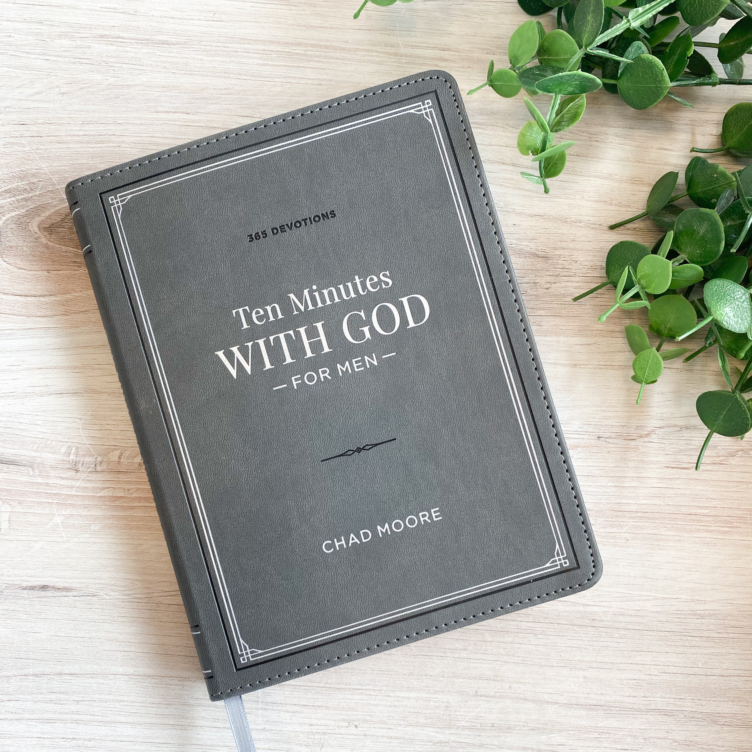 Devotional Ten Minutes with God for Men