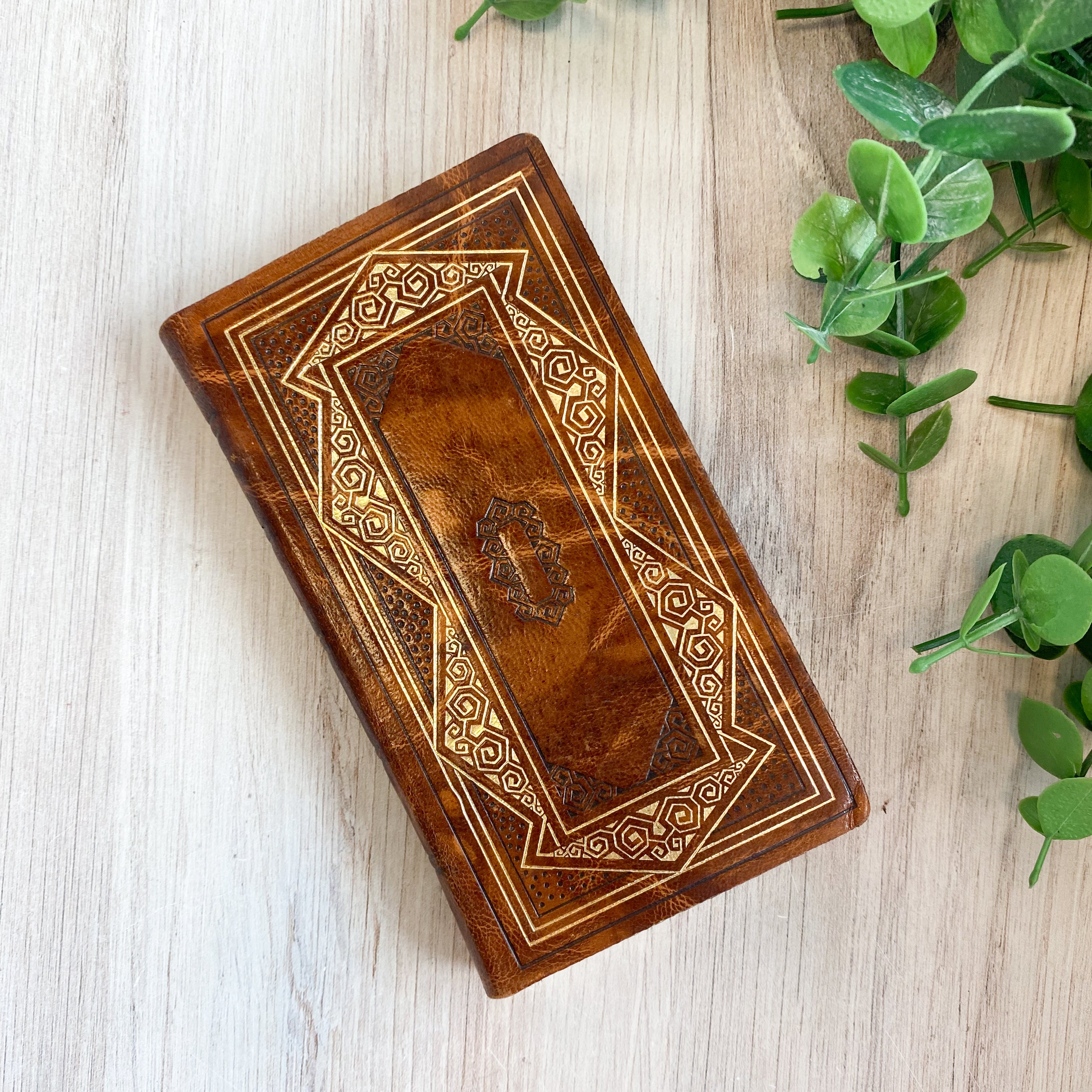 Antique French 1913 Missal small