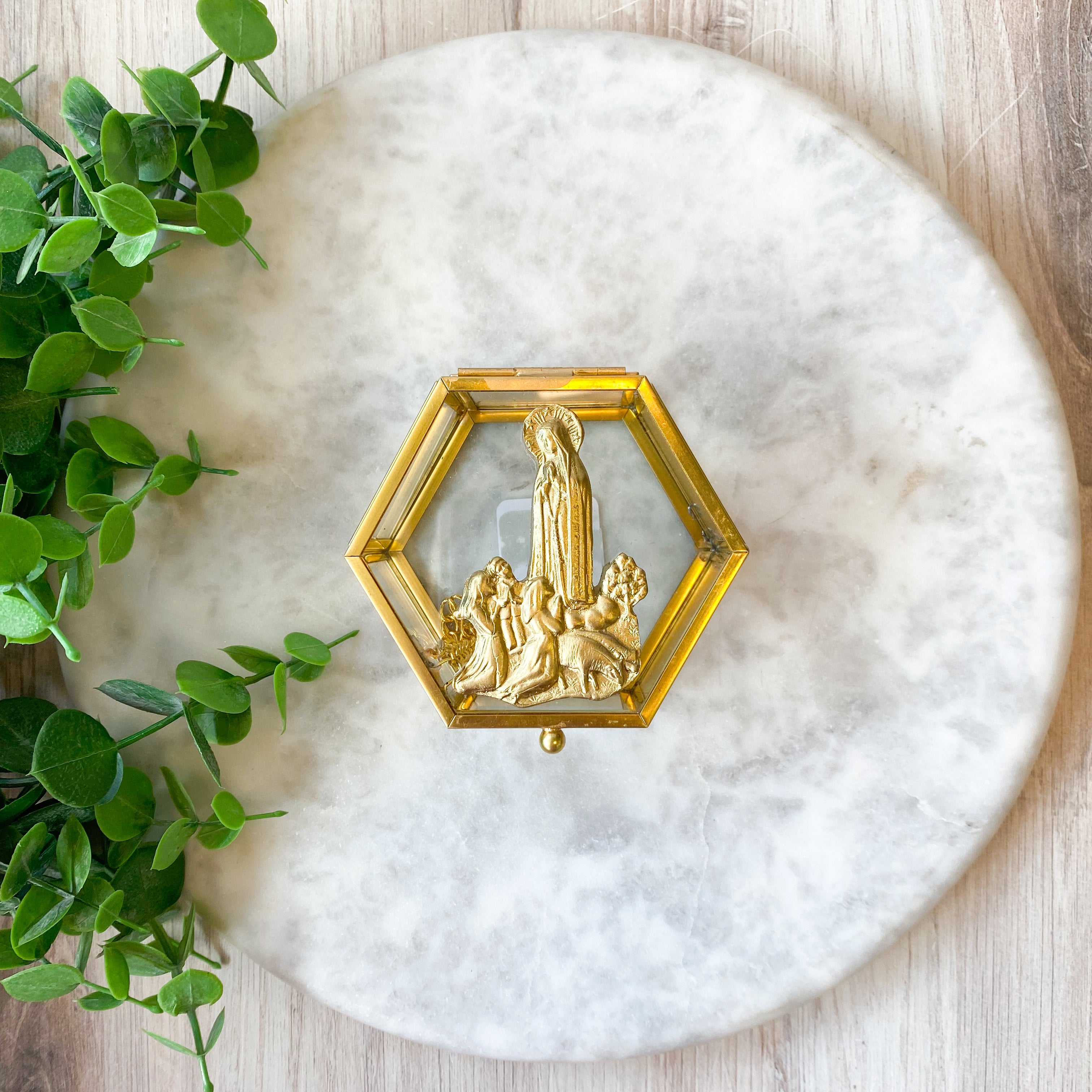 Tiny Jewelry Box- Bee Still Design