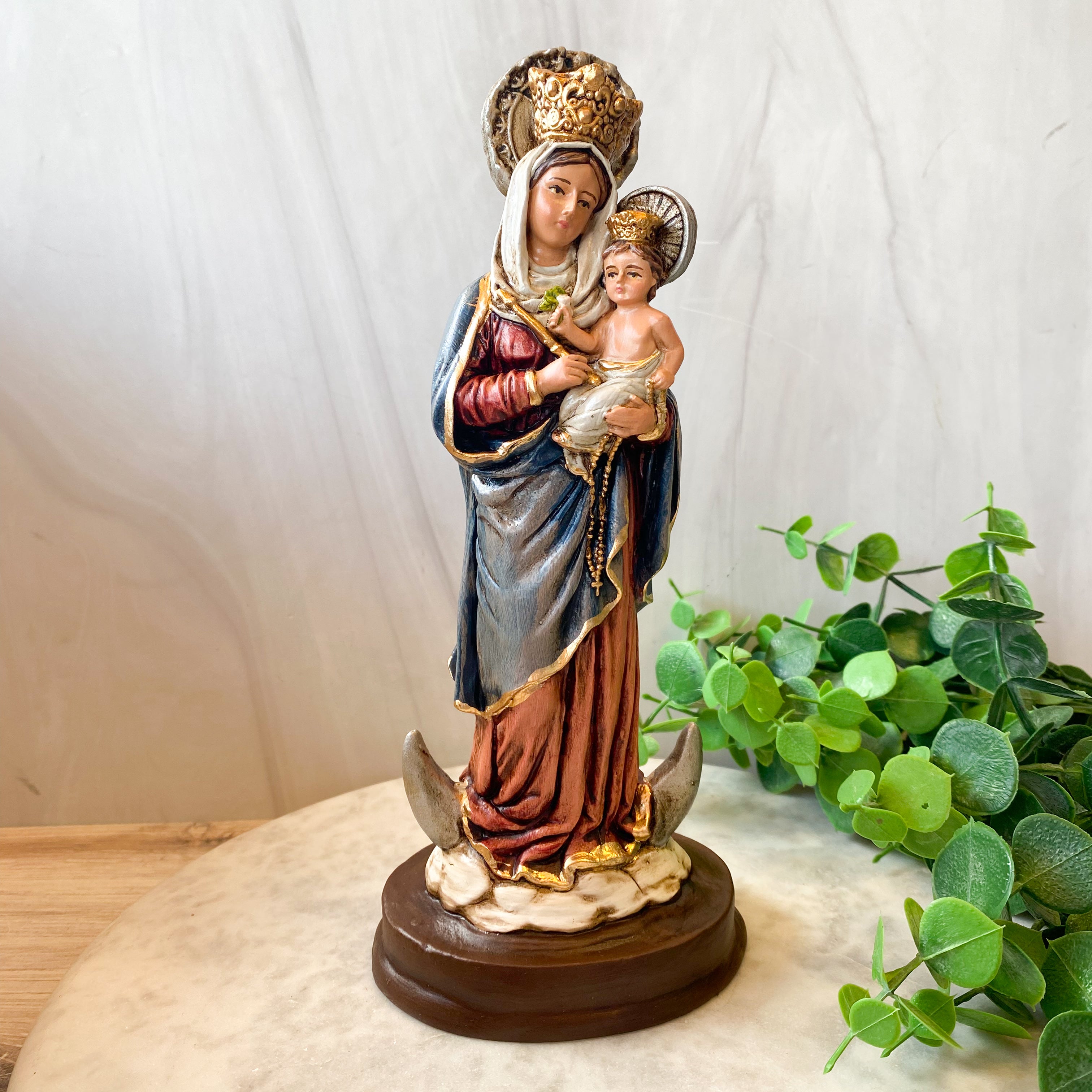 Our Lady of the Rosary Medium