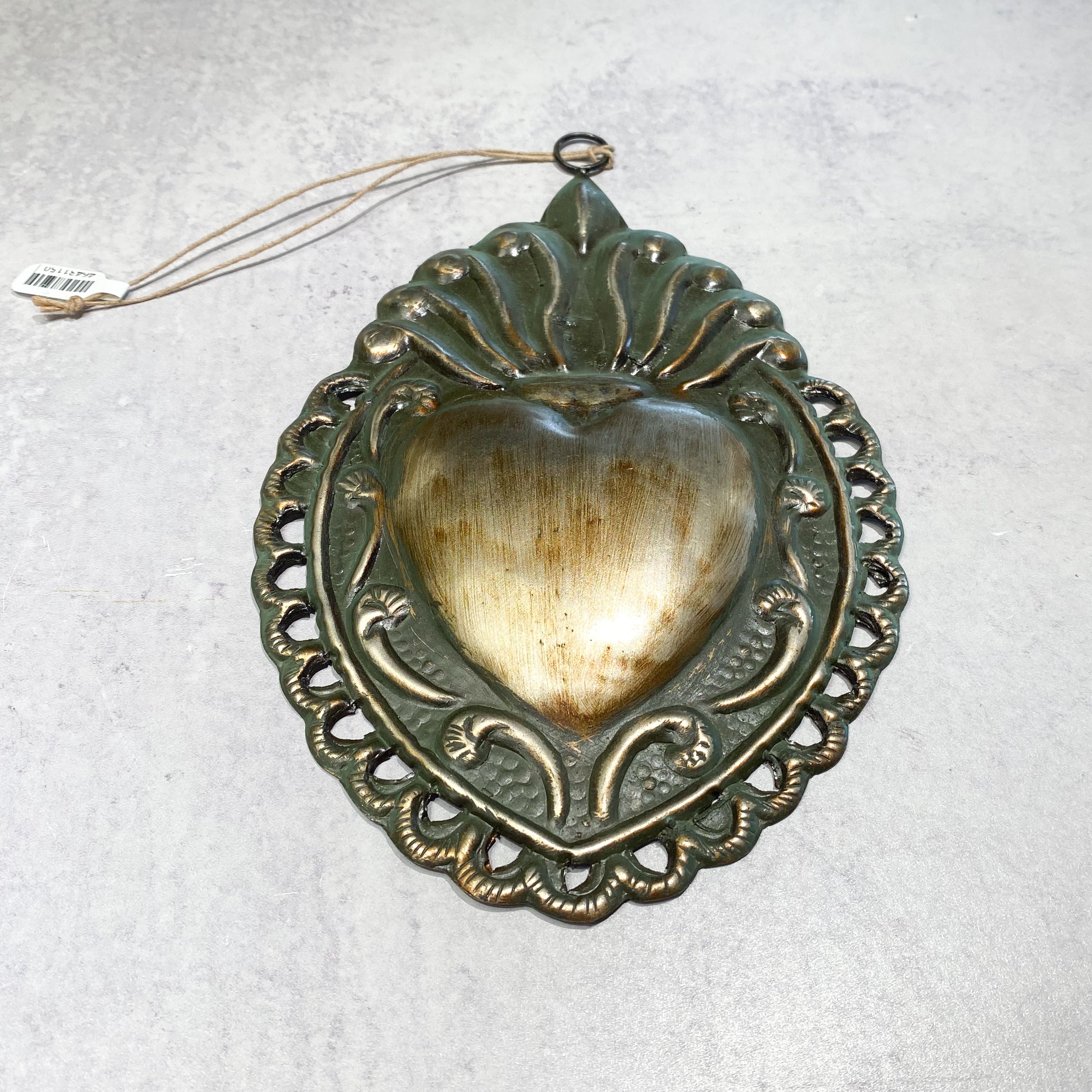 Ex-voto blue patina