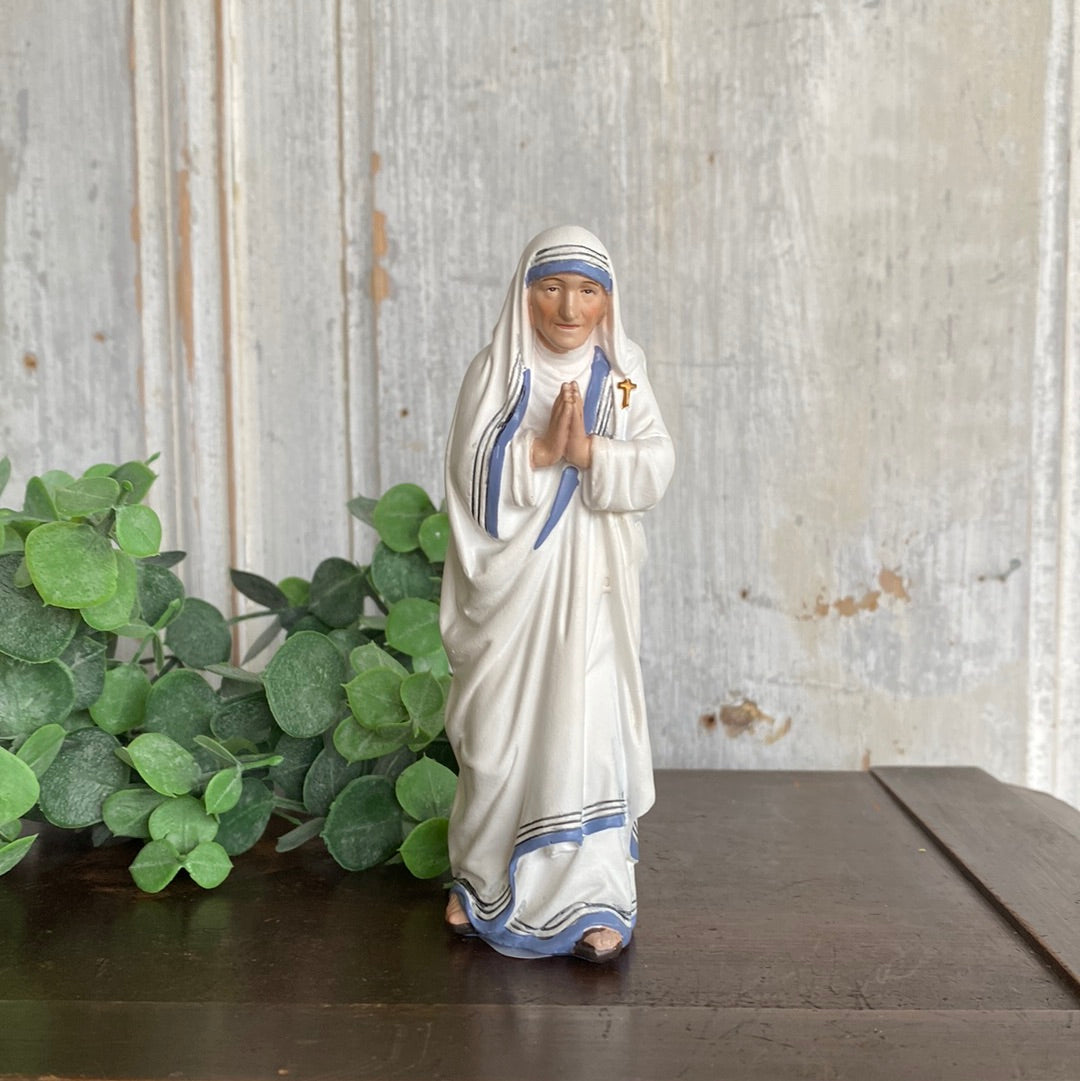 5.5h" St. Teresa of Calcutta Figure