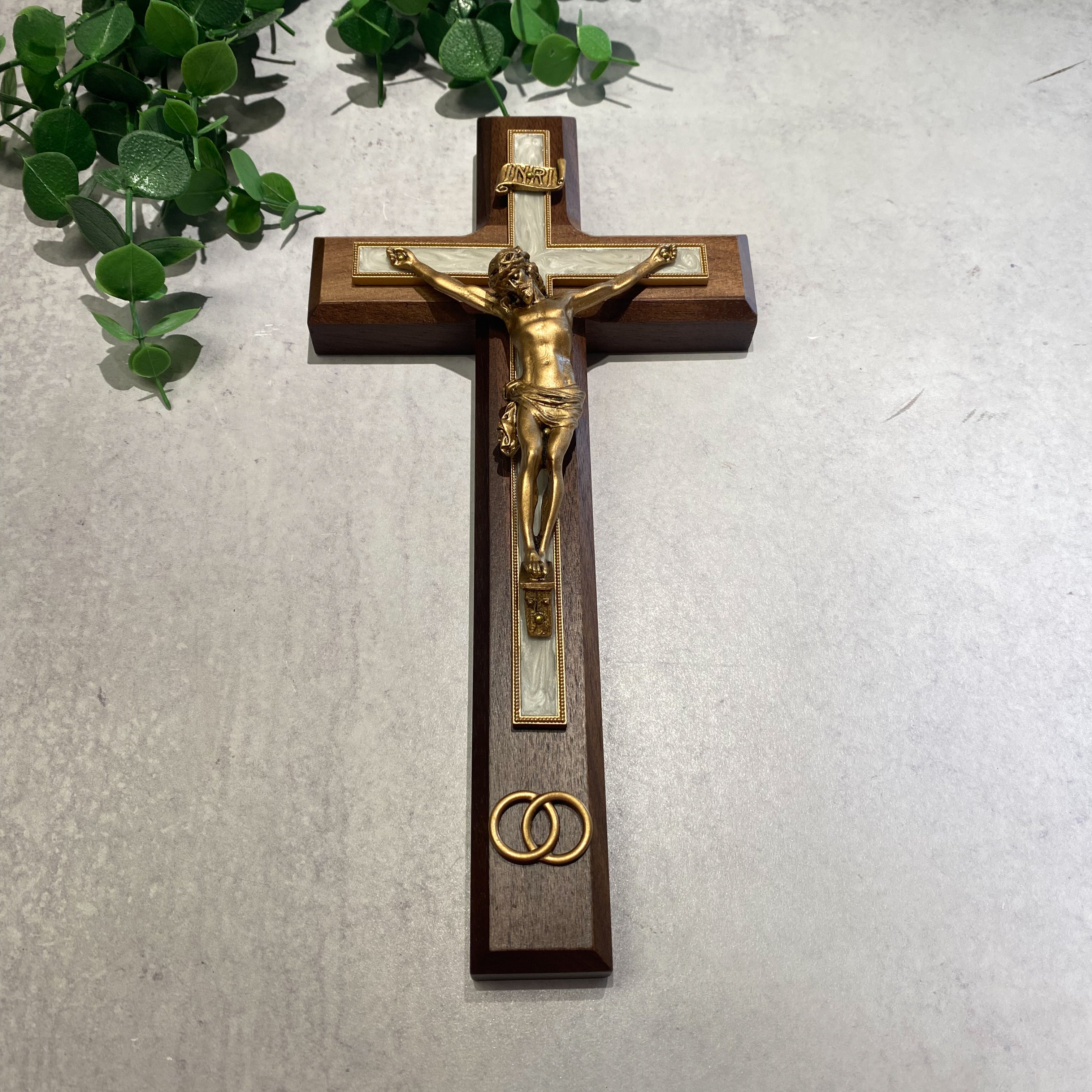 10" Walnut Wood and Pearlized Cross