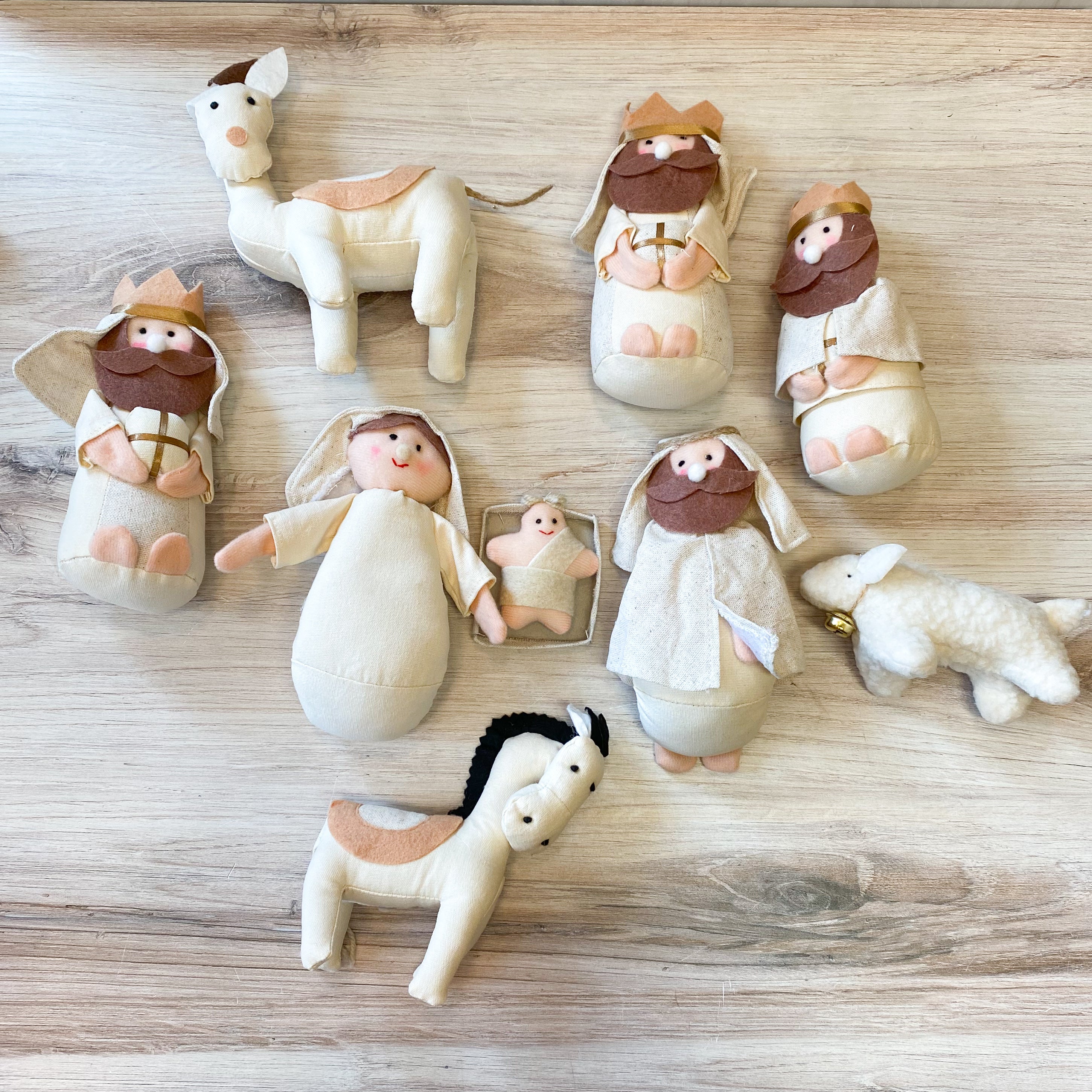 6" Plush Nativity