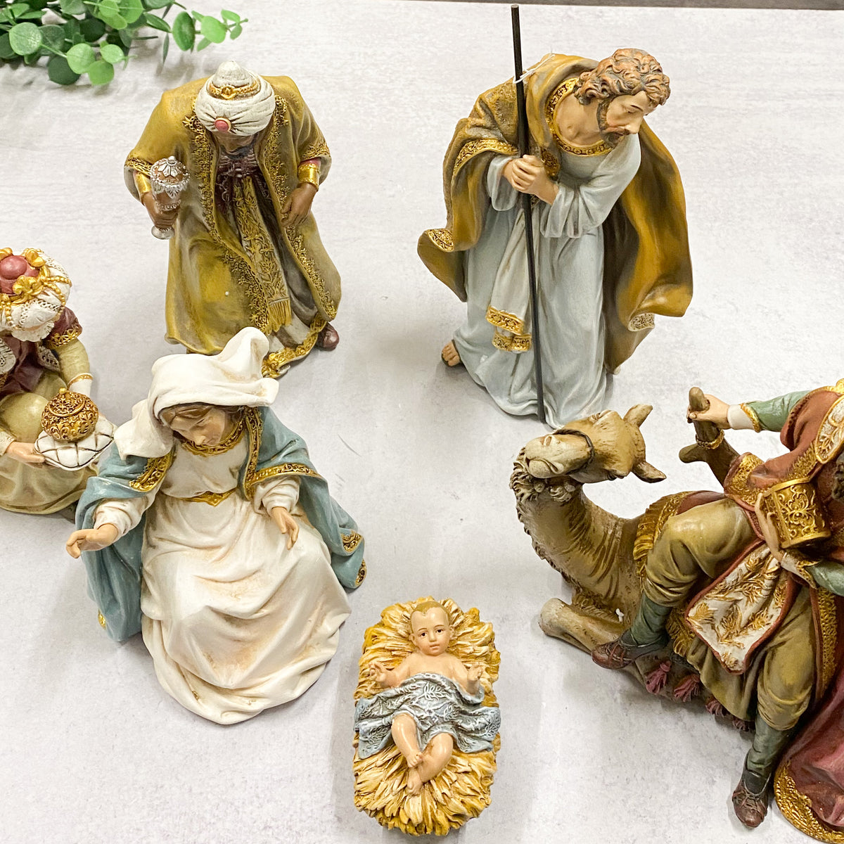 8.5" 6PC ST Blue  Robe Nativity Set