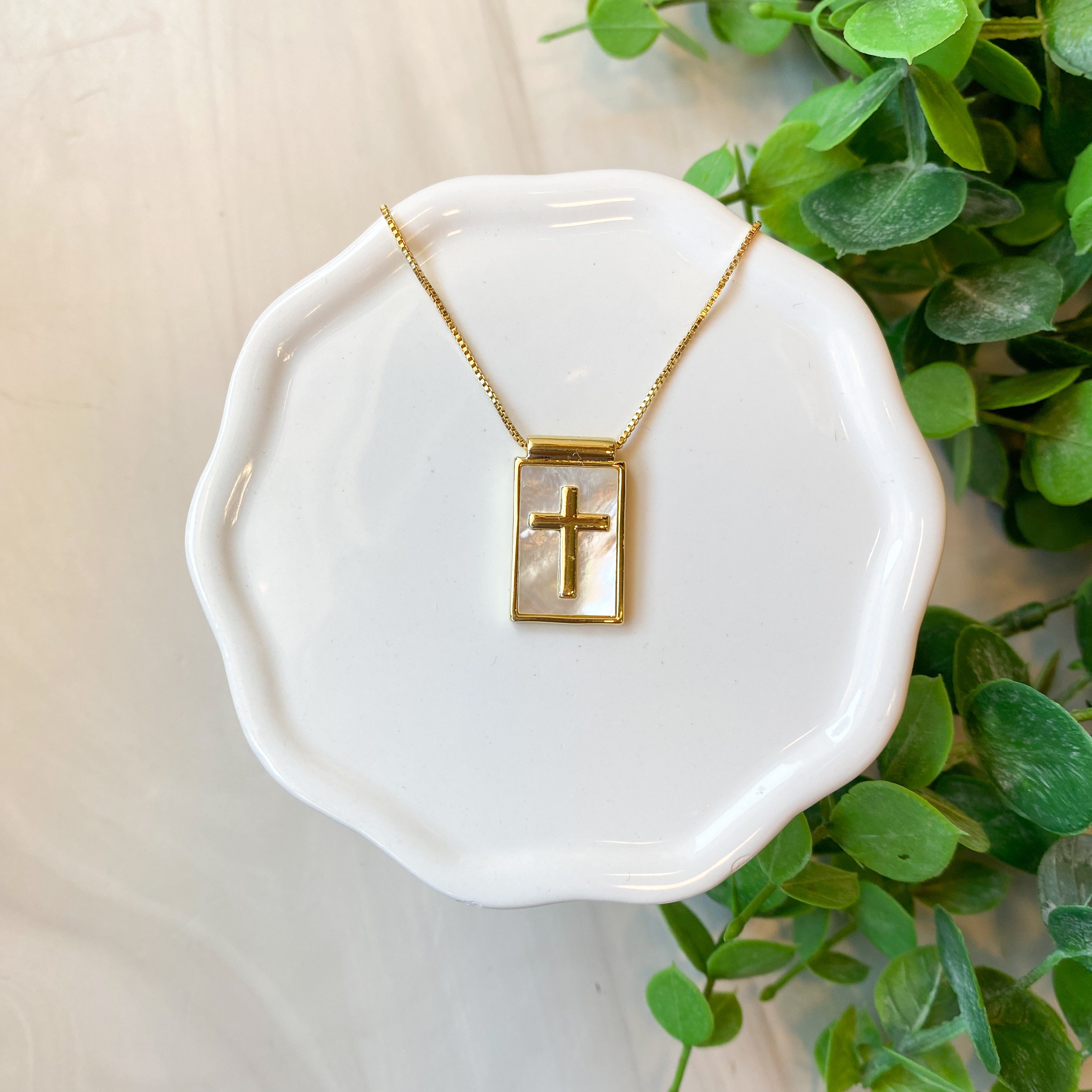 Pearl Shell Cross Necklace