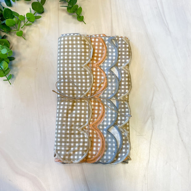 Scalloped Gingham Napkins - Set of 4