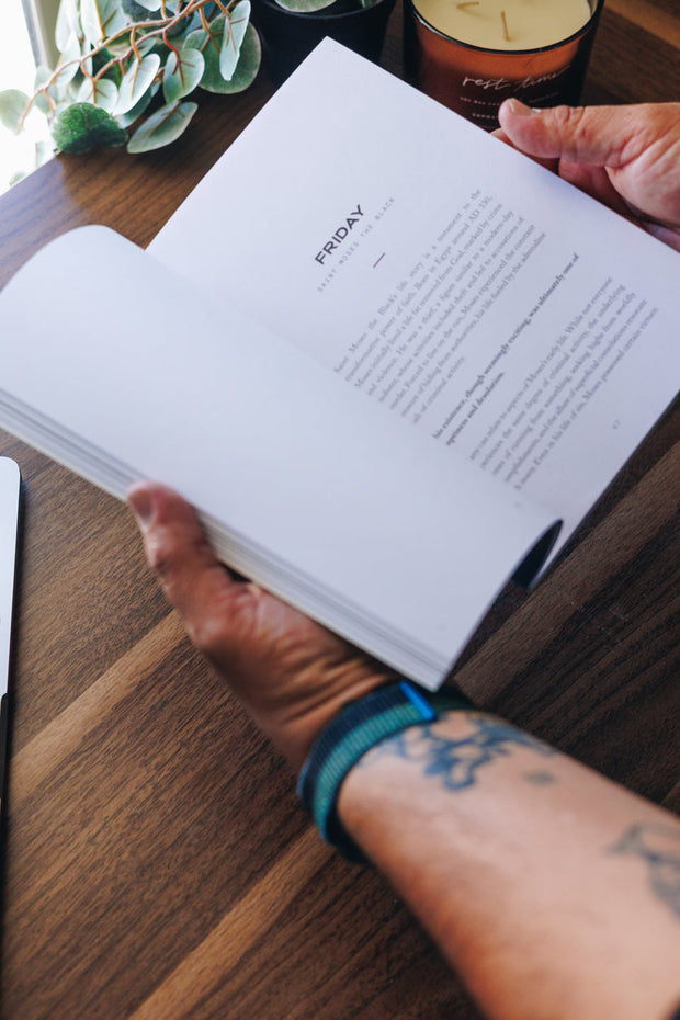 Feast: A Men's Devotional for Advent