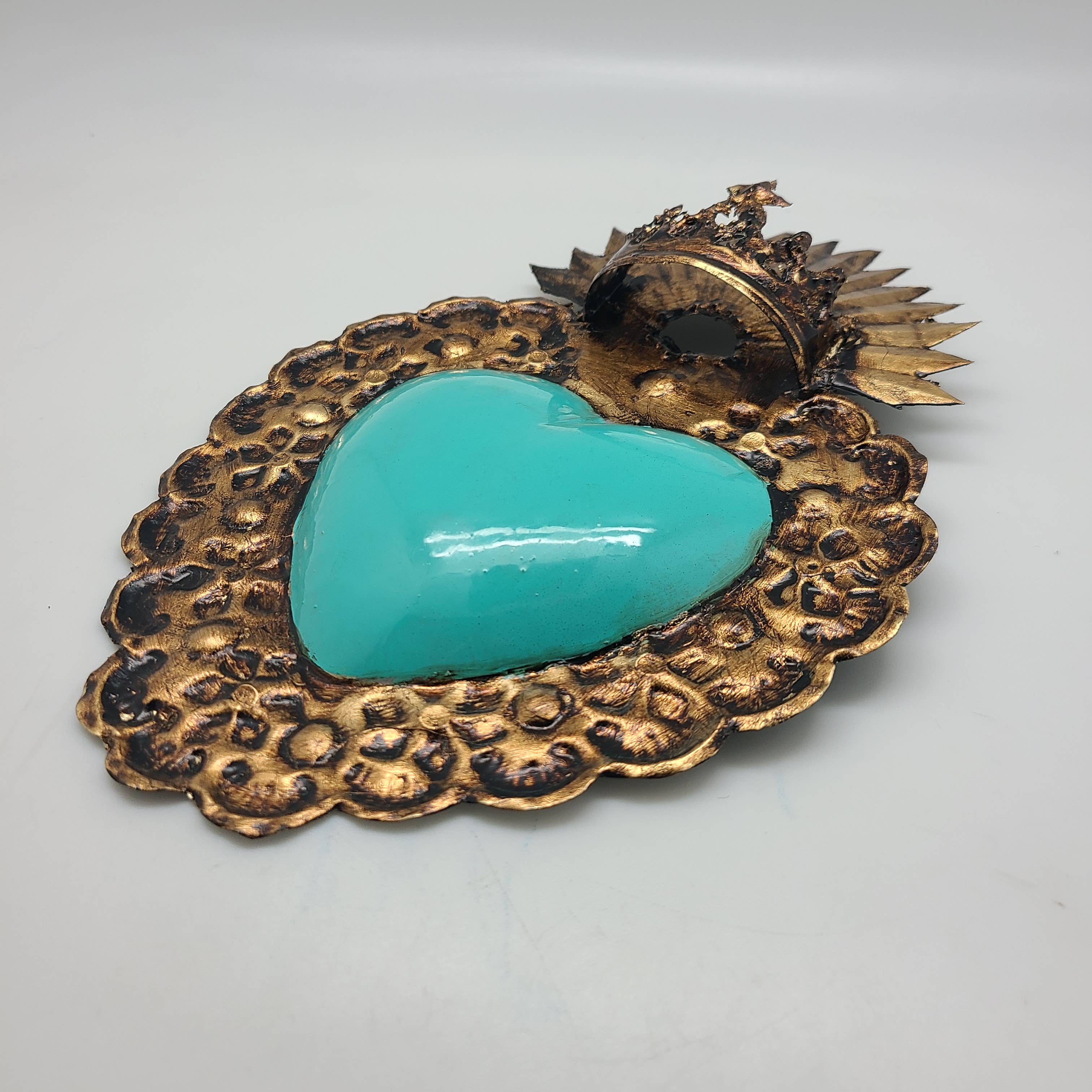 MXAL-H3- Mexican Tin Heart, w/ Crown