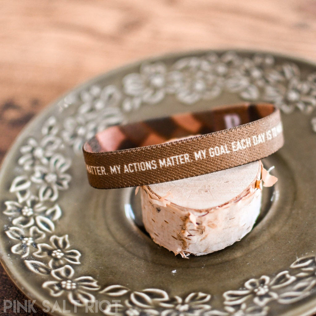 Unisex Elastic Friendship Bracelet - Hands & Feet of Christ